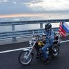 Запретить признание Крыма — внутреннее дело США (Мотоциклист едет по автодорожной части Крымского моста | © РИА Новости / Алексей Мальгавко) Мотоциклист едет по …