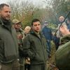 Зеленский съездил в Золотое и поругался с националистами