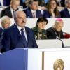 'Доколе? — До Коли!': Лукашенко успокоил — передачи 'трона' по наследству не будет (На фото: президент Белоруссии Александр Лукашенко (Фото: Максим Гучек/БелТА/ТАСС)) На фото: президент Б…