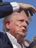Покушение на Дональда Трампа (Трамп через минуту после покушения) Трамп через минуту п…