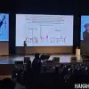 Богатые богатеют, пенсионеры беднеют, гонка зарплат пришла к финишу (Фото: Накануне.RU) Фото: Накануне.RU