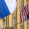 Украинская сделка Москвы и Вашингтона: о чем говорили Сурков и Волкер (Флаги России и США у здания американского посольства в Москве) Флаги России и США у…